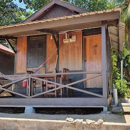 The Station Tioman Hotel Kampong Ayer Batang Eksteriør billede