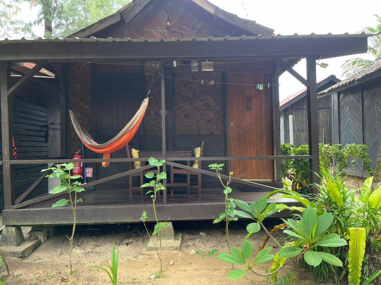 The Station Tioman Hotel Kampong Ayer Batang Eksteriør billede